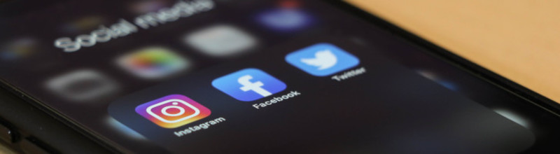 SocialMediaPhone